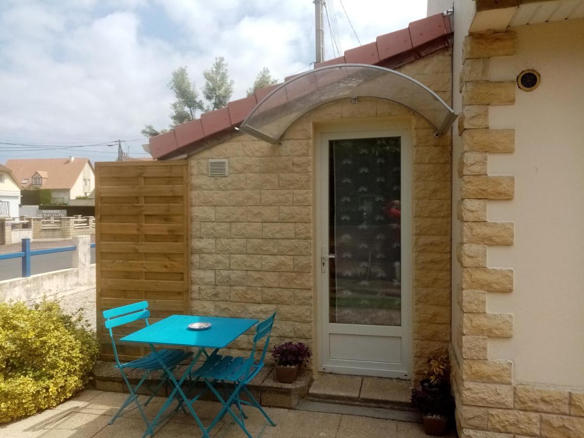 Chez Gigi Bed & Breakfast แมร์วิลล์-ฟรองซีวิลล์-พลาจ ภายนอก รูปภาพ